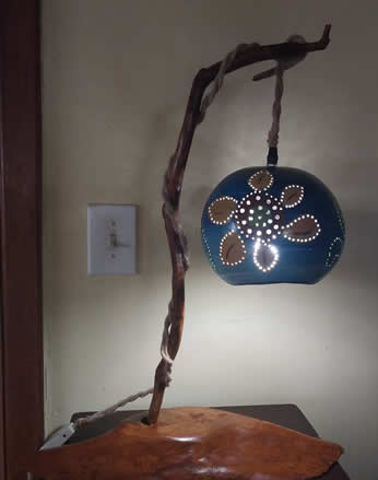 Artisan Flower Lamp | Gourd Lamp | Island Art Bocas